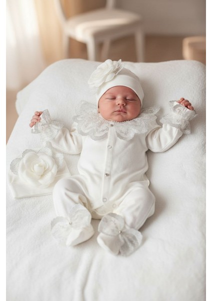 Kız Bebek Beyaz Gül Detaylı Tulum Seti,mevlüttakımı fiyatları
