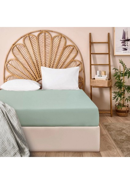 Soft Basic Tek Kişilik Düz Kenar Çarşaf - Yeşil - 160X240 cm