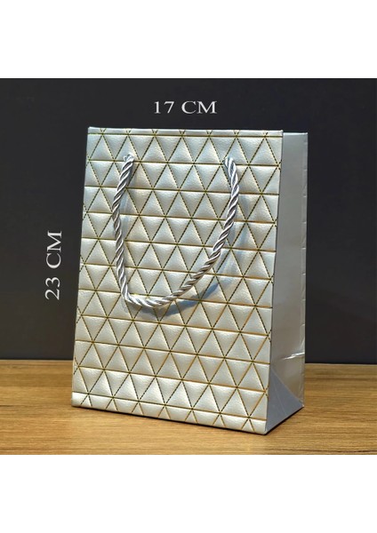 Küçük Boy Gri Karton Çanta