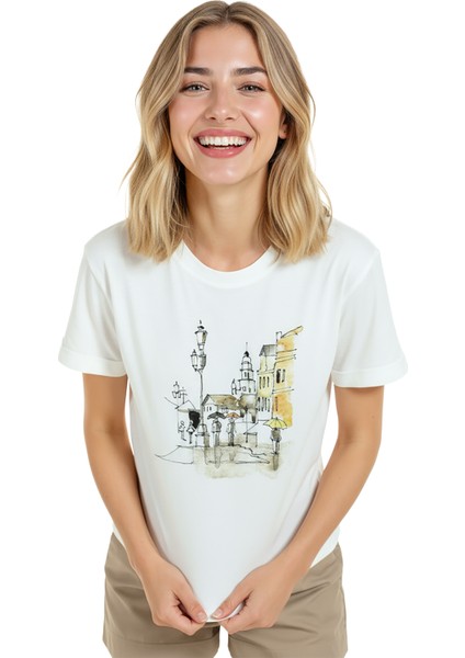 Kadın Beyaz Relaxed Fit %100 Pamuk Tişört – Sokak Lambaları ve Şemsiyeler Baskılı modelleri