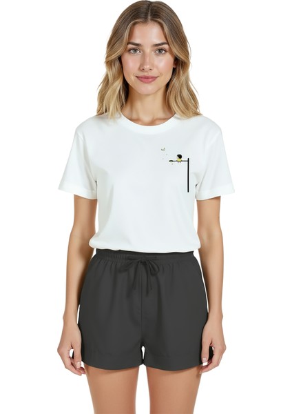 Kadın Beyaz Relaxed Fit %100 Pamuk Tişört – Minimal Sokak Lambası Baskılı