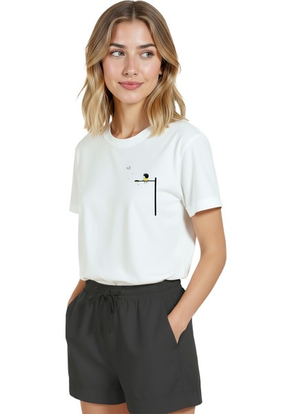 Kadın Beyaz Relaxed Fit %100 Pamuk Tişört – Minimal Sokak Lambası Baskılı fırsatları