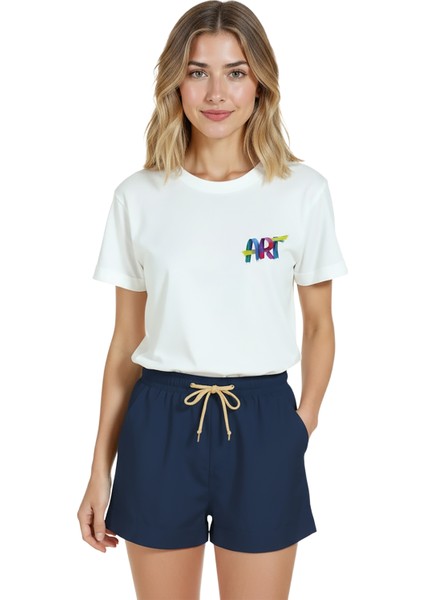 Kadın Beyaz Relaxed Fit %100 Pamuk Tişört – Renkli “art” Suluboya Baskılı
