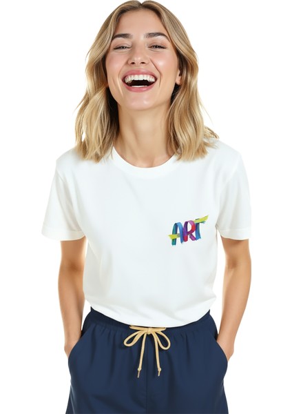 Kadın Beyaz Relaxed Fit %100 Pamuk Tişört – Renkli “art” Suluboya Baskılı indirimleri
