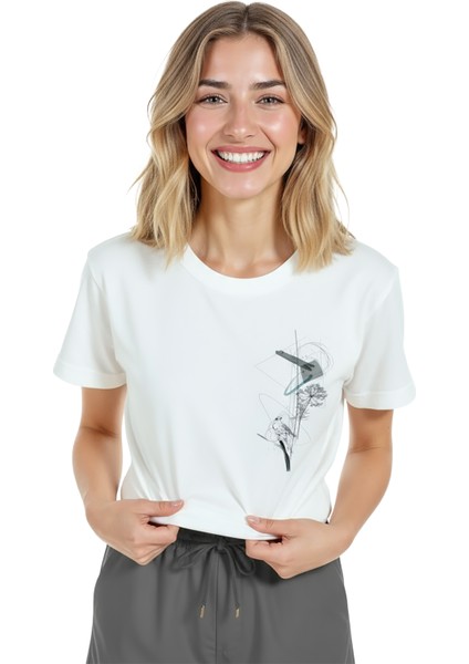 Kadın Beyaz Relaxed Fit %100 Pamuk Tişört – Ince Mürekkep & Minimal Soyut Grafik Baskılı modelleri