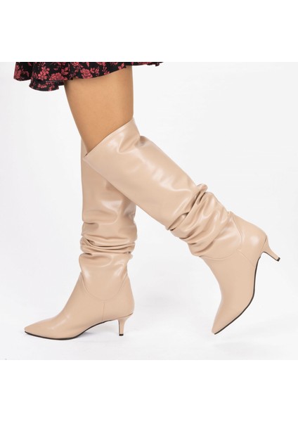Vegan 6.5 cm Kısa Rahat Topuklu Sivri Burunlu Körüklü Uzun Kadın Çizme