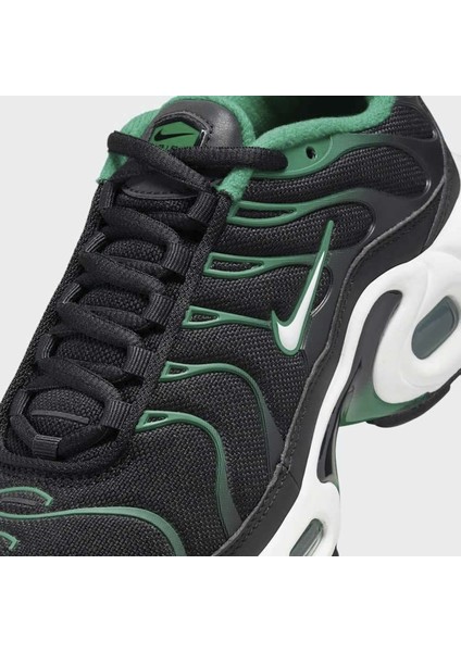 Nıke Aır Max Tuned Plus Kadın Ayakkabı HF0094-001 modelleri