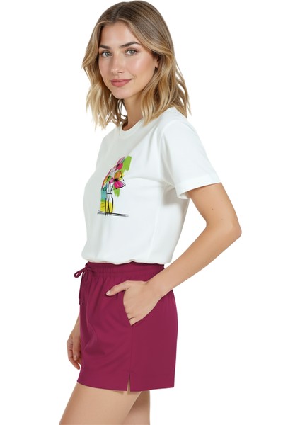 Kadın Beyaz Relaxed Fit %100 Pamuk Tişört – Suluboya Çiçek Buketi Eskiz Baskılı fiyatları