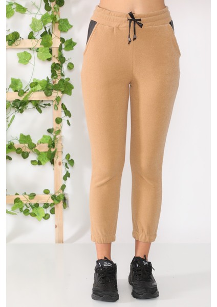 Cepleri Deri Detaylı Polar Yumuşacık Eşofman Altı