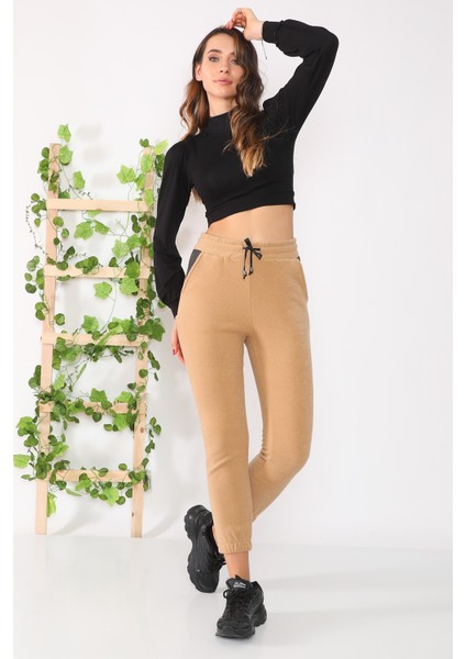 Cepleri Deri Detaylı Polar Yumuşacık Eşofman Altı fırsatları