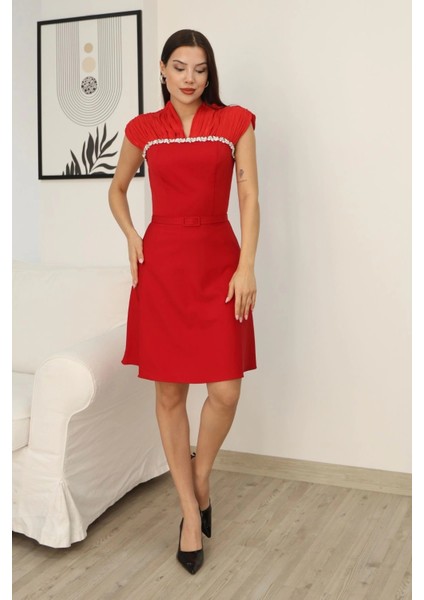 Taş Işleme Detaylı Diz Boyu Abiye Elbise 2360-KIRMIZI modelleri
