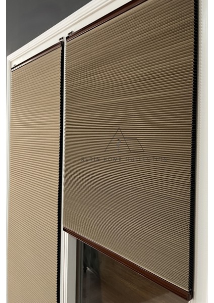 Honeycomb Kahverengi Plise Perde Karartma ve Isı Yalıtım Özellikli indirimleri