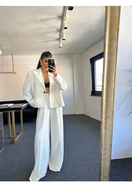 Bol Kesim Standart Beden Tasarım Tek Düğme Detay Muadil Premium Kalite Blazer Ceket Yüksek Bel Tasarım Pantolon Vip Takım