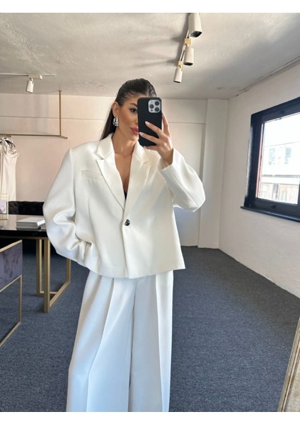 Bol Kesim Standart Beden Tasarım Tek Düğme Detay Muadil Premium Kalite Blazer Ceket Yüksek Bel Tasarım Pantolon Vip Takım modelleri