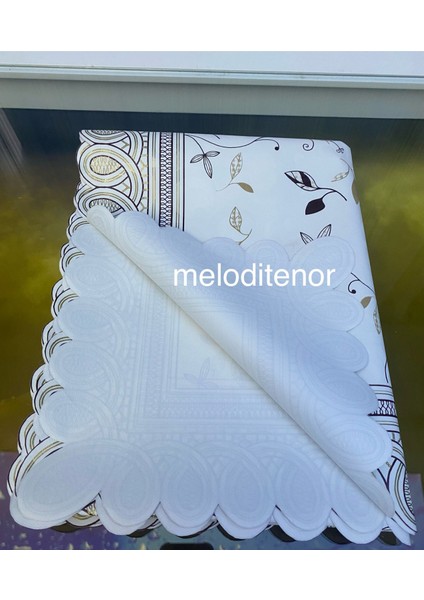 Astarlı Zincir Volanlı Oval Dalgalı Kenarlı Pvc Pano Muşamba Masa Örtüsü Kaymaz Silinebilir modelleri