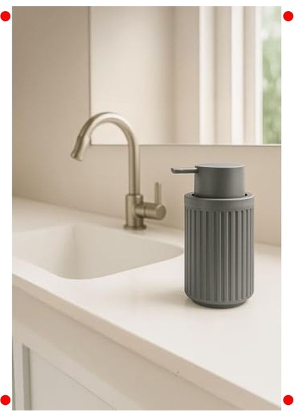 Gri Oval Akrilik 3 Parça Banyo Seti fırsatları