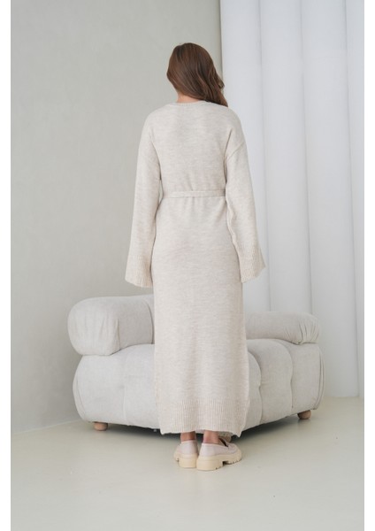 Kadın Uzun Kol Bisiklet Yaka Tesettüre Uygun Dokulu Kuşaklı Triko Spor Şık Maxi Boy Uzun Elbise modelleri