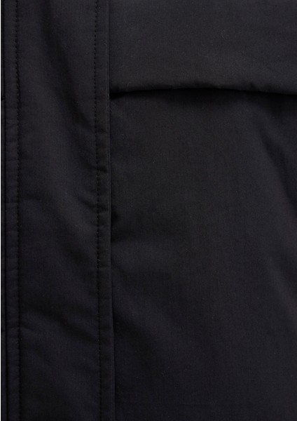 Su Itici Kapüşonlu Siyah Ceket 1110348-900