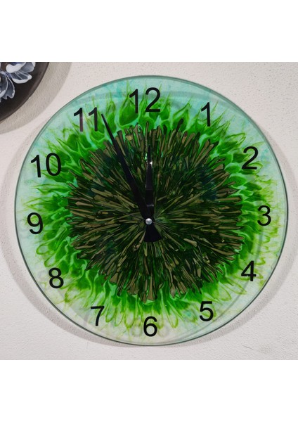 Epoksi Duvar Saati 37 cm Çapında Ultra Sessiz Gerçek Zeytin Ağaç Yaprağı Işlenmiş El Yapımı
