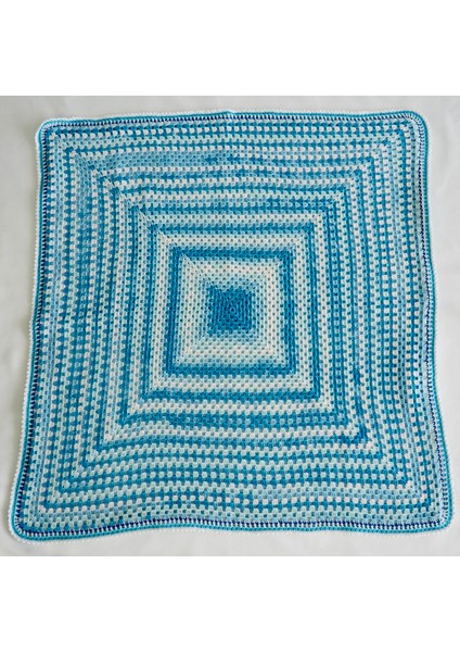 Mavi Beyaz El Örgüsü Merserize Bebek Battaniye modelleri