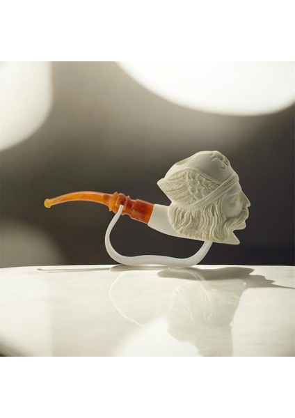 El Oyması Lületaşı Pipo – Savaşçı Başı Figürlü, Amber Ağızlık, Özel Kılıf, 15,5 cm