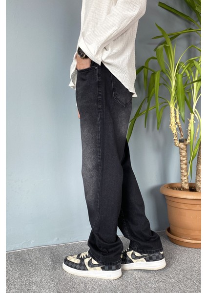 Taşlanmış Siyah Baggy Kot Pantolon fiyatları