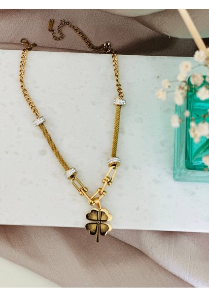 Kristal Detaylı Altın Kaplama Zarif ve Şık Dört Yapraklı Yonca Kolye Şans Sembolü (Paslanmaz Çelik) fiyatları