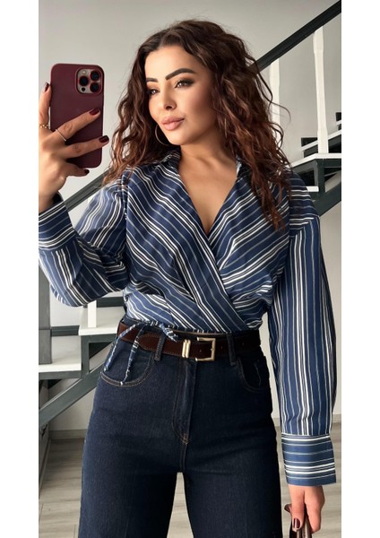 Lacivert Çizgili Kruvaze Bağlamalı Crop Gömlek