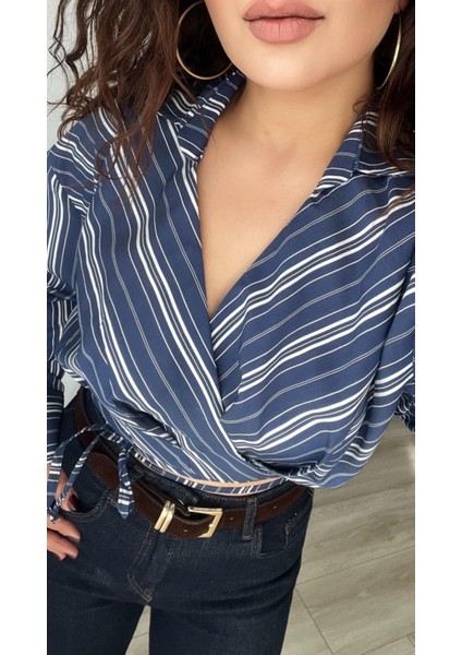 Lacivert Çizgili Kruvaze Bağlamalı Crop Gömlek modelleri