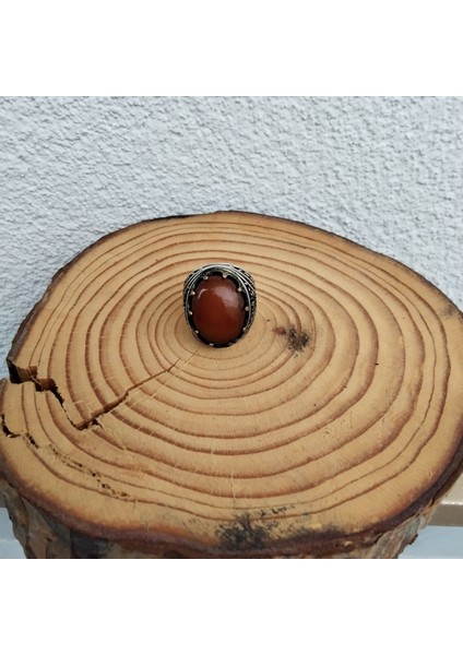 925 Ayar Gümüş Şık Tasarım Kehribar Taşlı Erkek Yüzük – El Işçiliği - Oval - Yan Kenarları Işlemeli