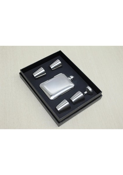4 Shot Bardaklı Matara Seti ALK3907