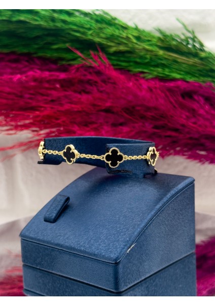 925 Ayar Gümüş 5’li Onix Taşlı Gold Renk Yonca Desenli Popüler Kadın Bileklik fiyatları