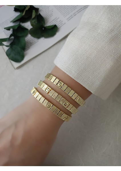 Crtier Love Serisi Gold Kadın Bileklik