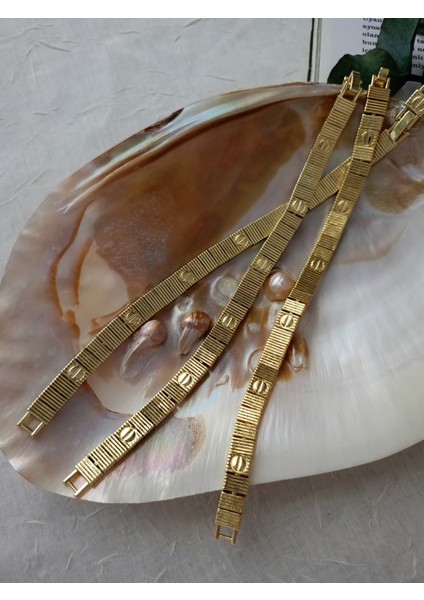 Crtier Love Serisi Gold Kadın Bileklik modelleri