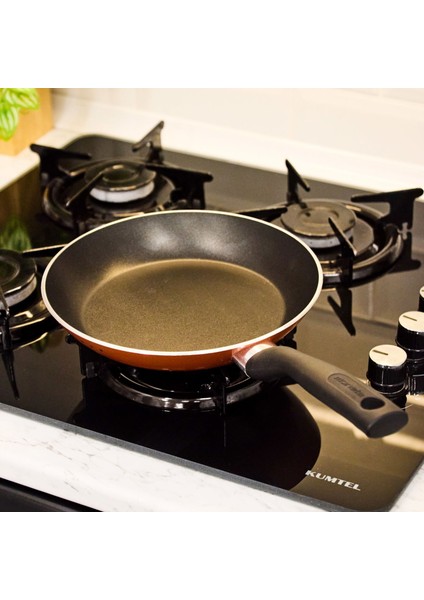 Zecchino Tava - Kırmızı / Siyah - 24 cm