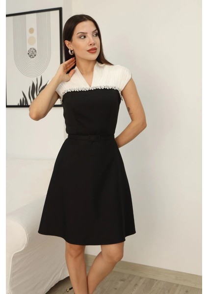 Taş Işleme Detaylı Diz Boyu Abiye Elbise 2360-SIYAH/BEYAZ indirimleri