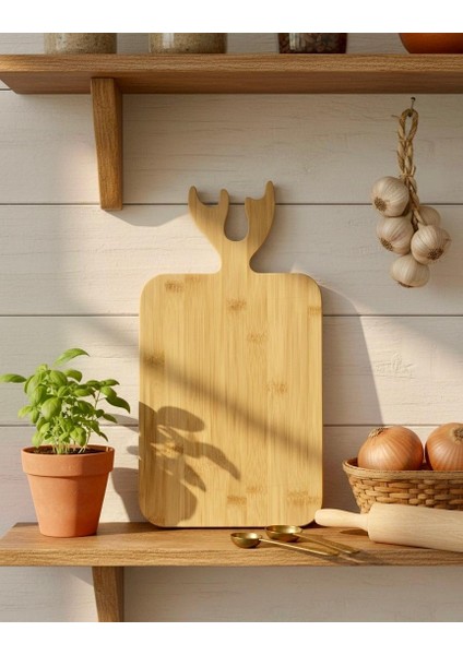 Geyikli Bambu Sunum Tahtası – En Büyük Boy 38 cm | Doğal Bambu & Geyik Bambu Kesme Tahtası
