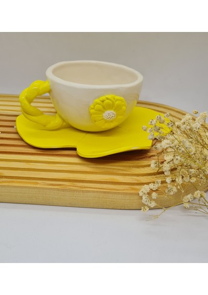 Papatya Çiçek Elyapımı Fincan