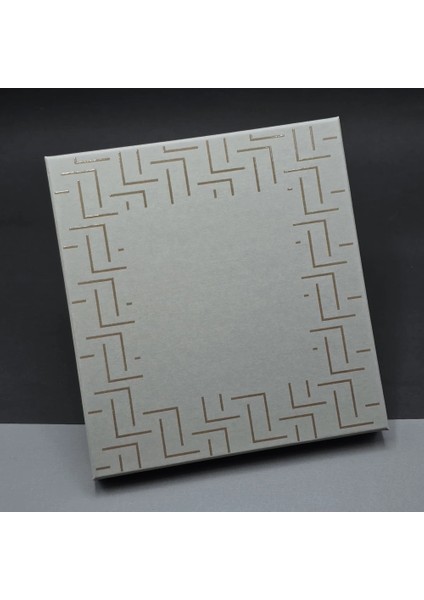 Kutulu Desenli Deri Defter ve Metal Roller Kalem Set fiyatları