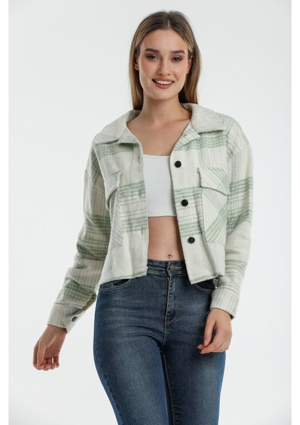 Ekose Cep Detaylı Crop Oduncu Kısa Gömlek