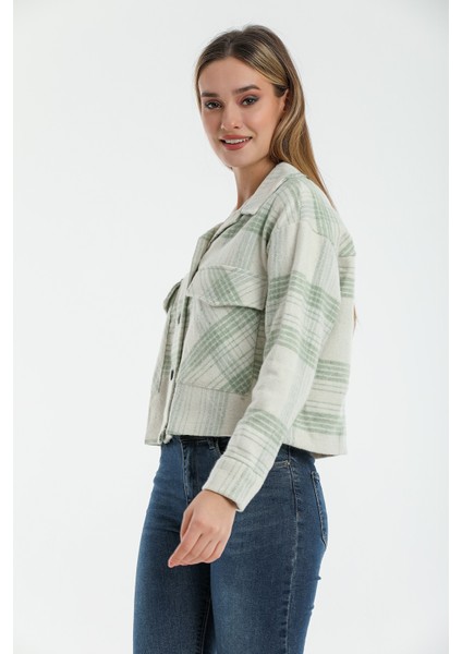 Ekose Cep Detaylı Crop Oduncu Kısa Gömlek fırsatları