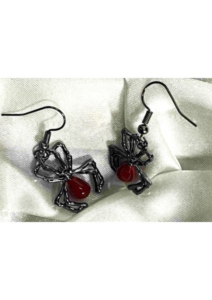 Tiny Red Spider Küpe