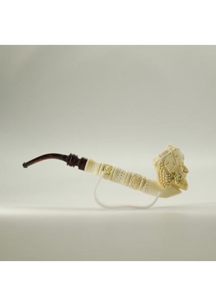 El Oyması Lületaşı Pipo – Dionysos (Üzüm/asma) Figürlü, Akrilik Ağızlık, Özel Kutulu, 20 cm modelleri