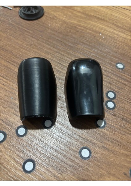 Skoda Kamiq Vites Topuzu Mandalı - 2 Adet - 3D Baskı modelleri