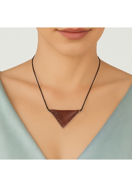 Siyah Ip Zincirli Isme Özel Yazılı Kahverengi Gerçek Deriden El Yapımı Kadın Cevşen Kolye indirimleri