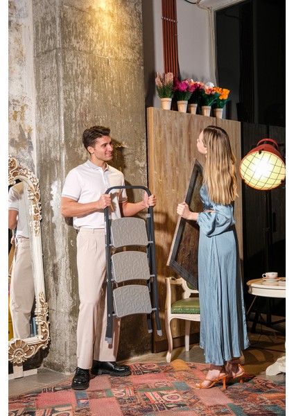 Easystep 3 Basamaklı Katlanabilir Kullanımı Pratik Taşıması Kolay Portatif Merdiven