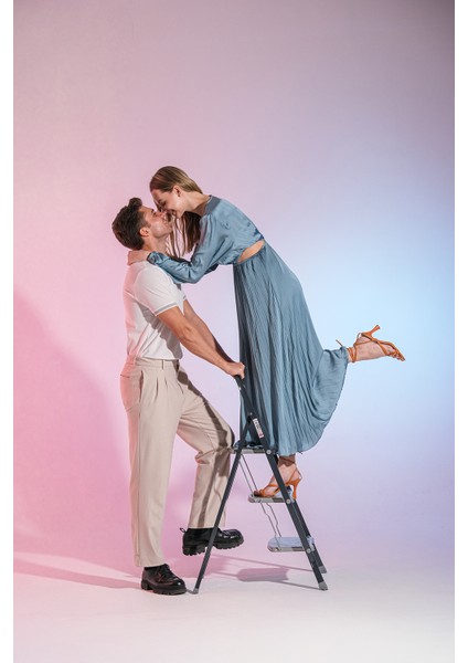 Easystep 3 Basamaklı Katlanabilir Kullanımı Pratik Taşıması Kolay Portatif Merdiven