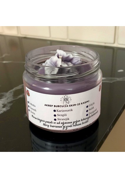 Akrep Burcu Kokulu Mum – Mor Soya Wax El Yapımı Paçuli & Ud Ağacı Cam Kavanoz Mum