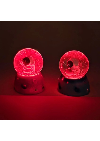 Işıklı Mini Sevimli Astronot Kar Küresi fiyatları