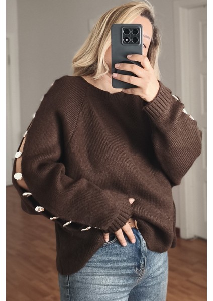 Kolları Boncuk Dekolteli Tasarım Kazak modelleri